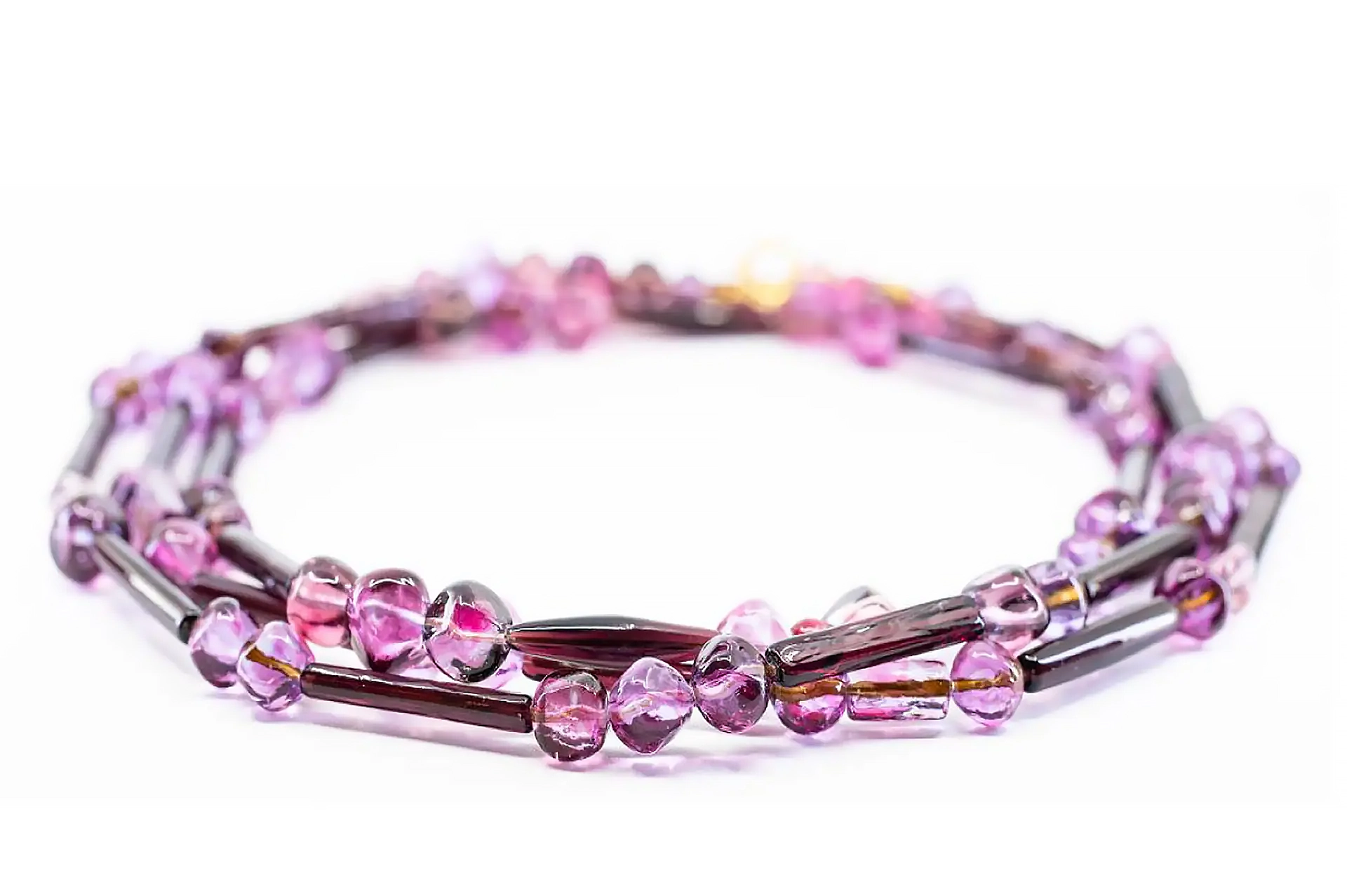 La Mostra necklace: the Elegance of Nuances