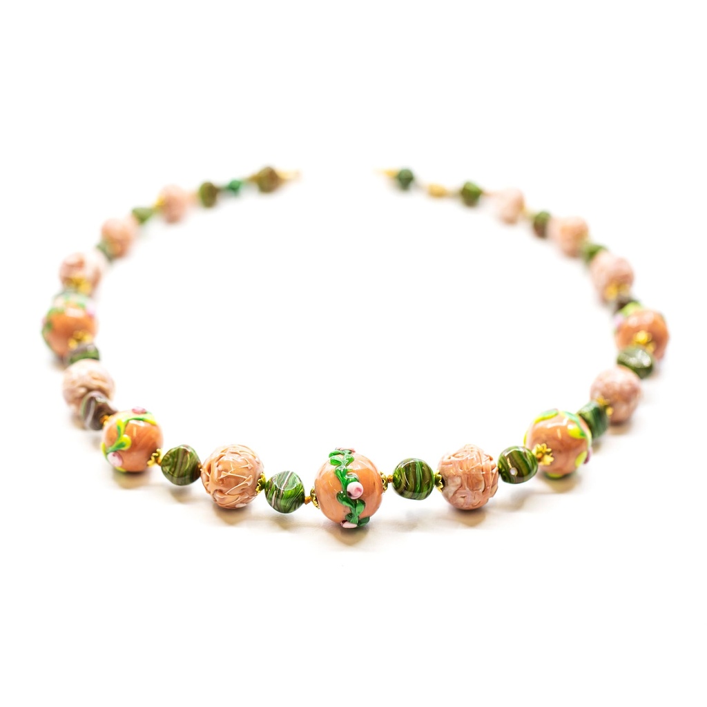 Collier Serenissima Mocenigo: brins et boutons de roses