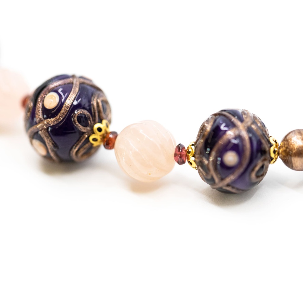 Collana Serenissima Rezzonico: il vetro e le pietre semipreziose