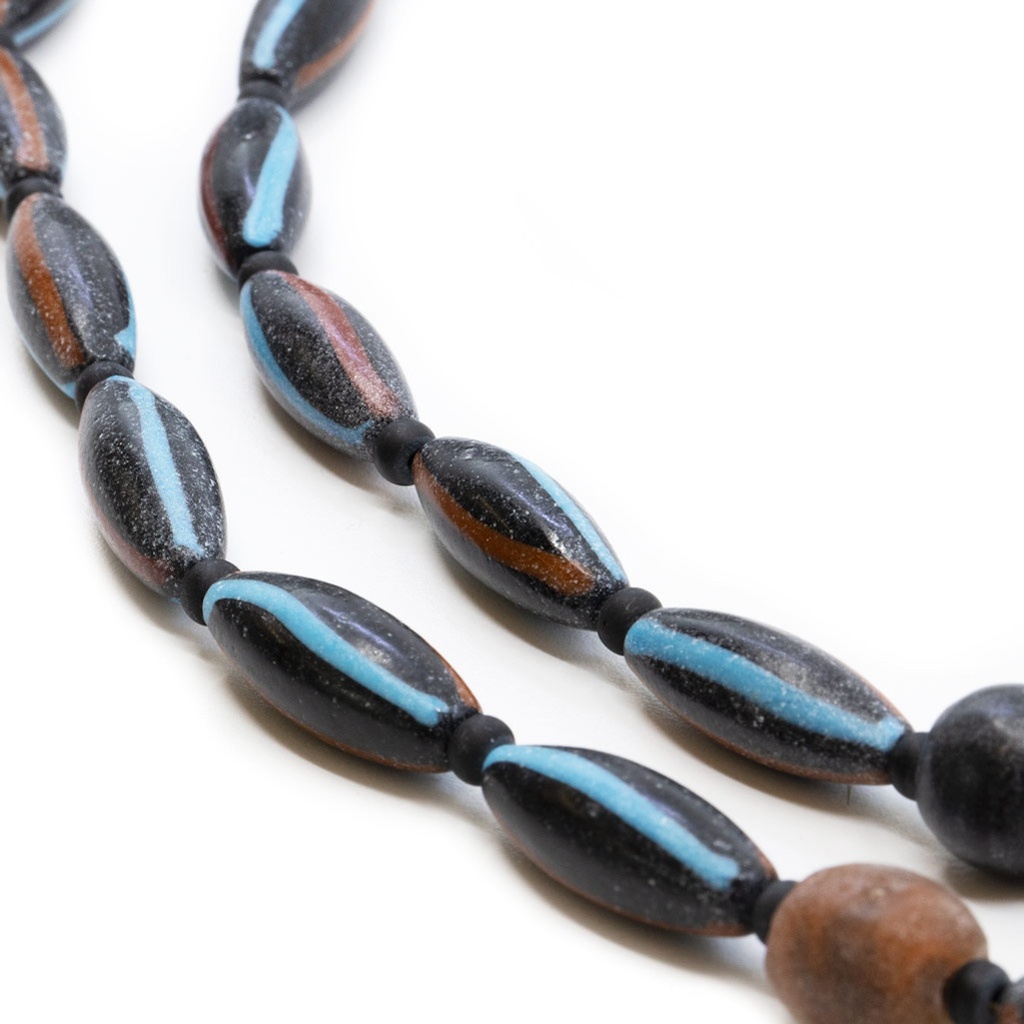 Collana Perle Etniche e di Baratto con olivette a finitura anticata