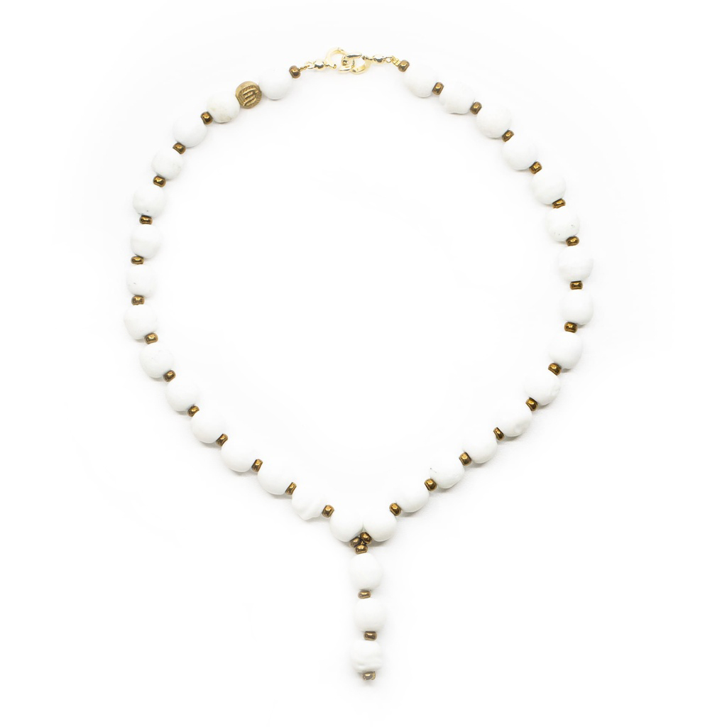 La Mostra necklace: Simplicity, Elegance and Uniqueness
