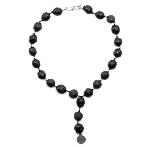 [O405I] La Mostra necklace: Simplicity, Elegance and Uniqueness